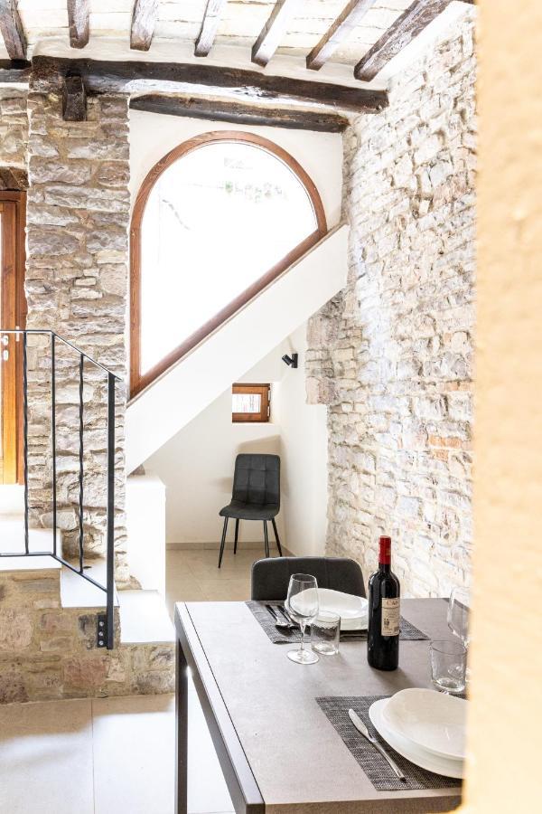 Apartmán Loft Rustico In Centro Storico Assisi Exteriér fotografie
